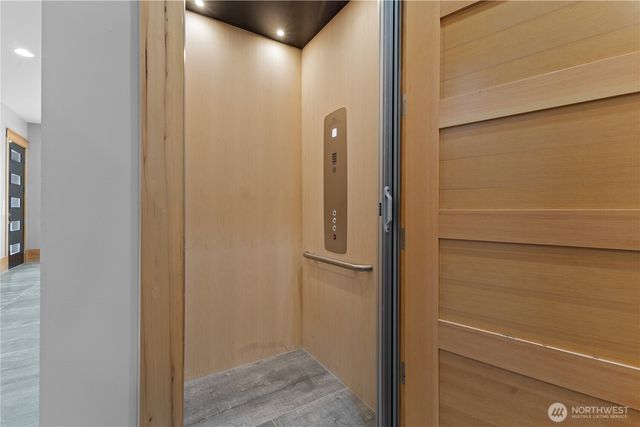 1024 184th Avenue Ct E, Lake Tapps, WA 98391