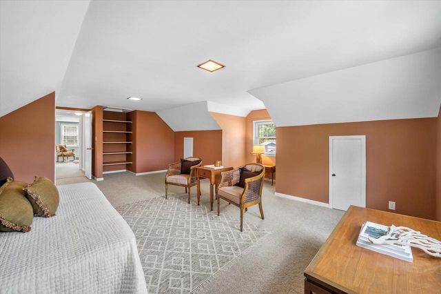 1077 Christopher COURT, Oconomowoc, WI 53066