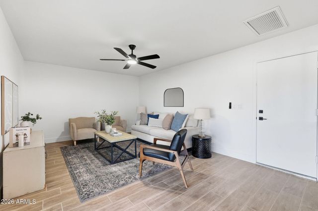 3644 W ANGELA Drive, Glendale, AZ 85308