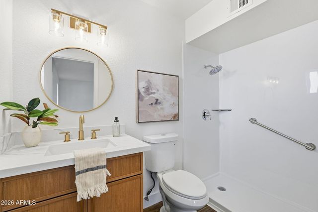 3644 W ANGELA Drive, Glendale, AZ 85308