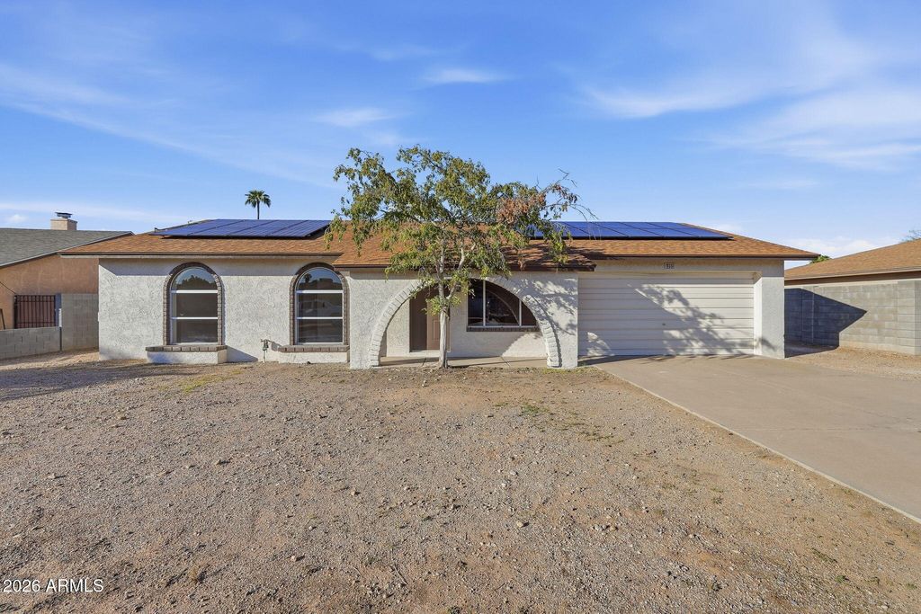 3644 W ANGELA Drive, Glendale, AZ 85308 — photo 4