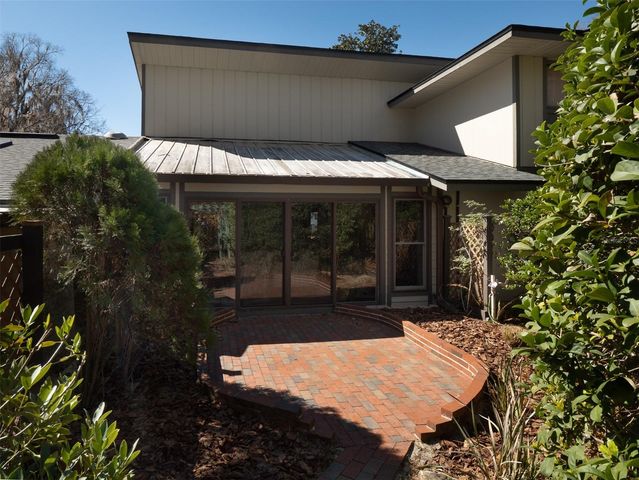 1630 NW 19TH CIRCLE, Gainesville, FL 32605