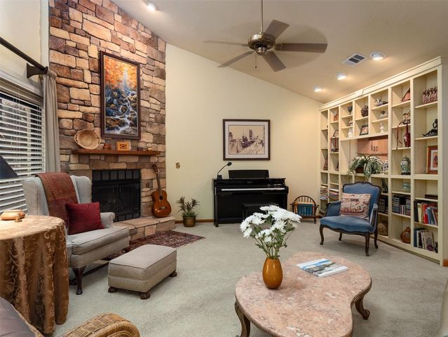 1630 NW 19TH CIRCLE, Gainesville, FL 32605