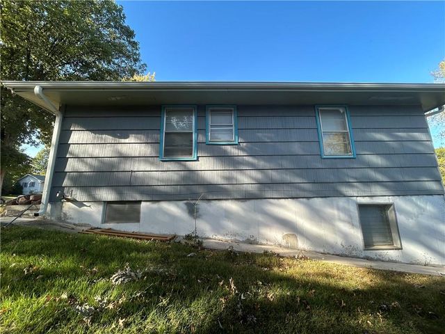 2107 N 83rd Street, Kansas City, KS 66109