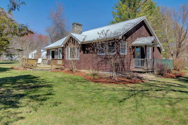 4131 West Shore Road, Isle La Motte, VT 05463