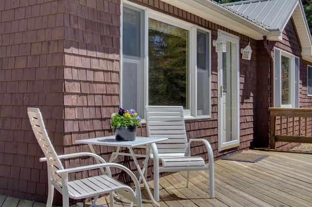 4131 West Shore Road, Isle La Motte, VT 05463