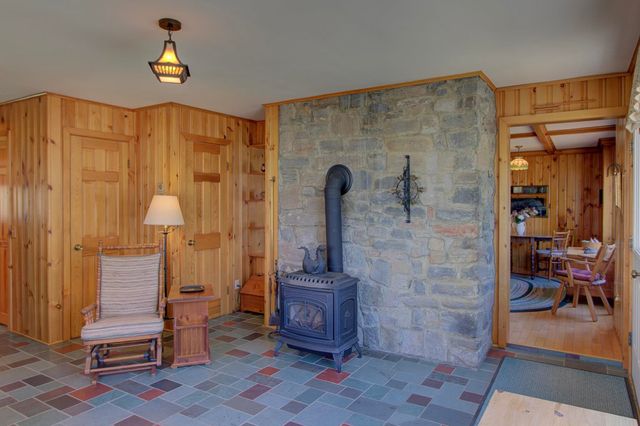 4131 West Shore Road, Isle La Motte, VT 05463