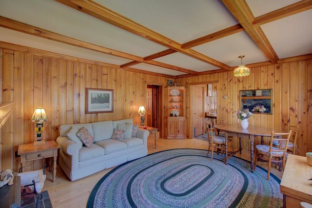 4131 West Shore Road, Isle La Motte, VT 05463