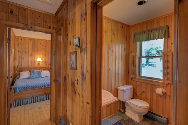 4131 West Shore Road, Isle La Motte, VT 05463