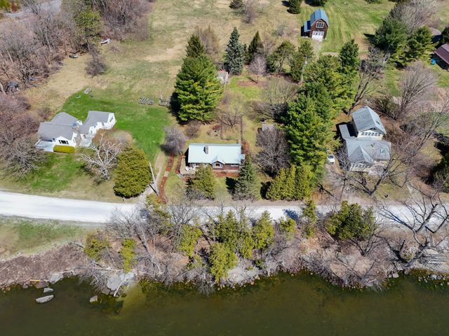 4131 West Shore Road, Isle La Motte, VT 05463