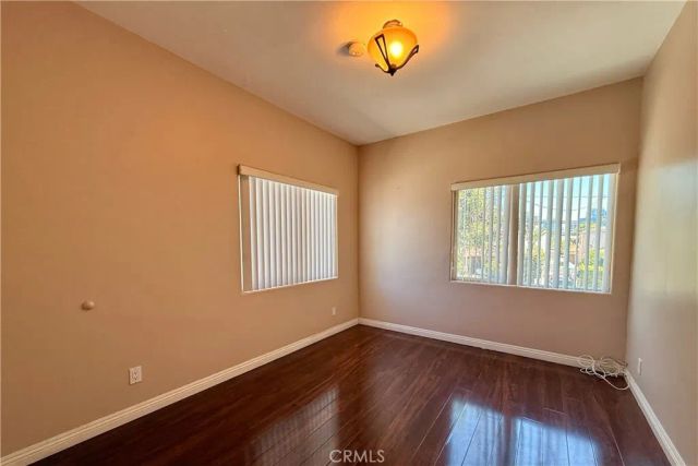 1335 N Alexandria Avenue, Los Angeles, CA 90027
