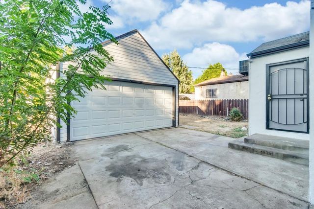 1621 Dreher St, Sacramento, CA 95811
