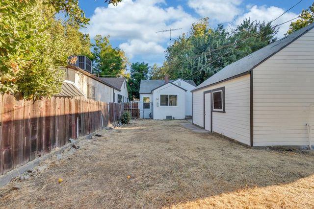 1621 Dreher St, Sacramento, CA 95811