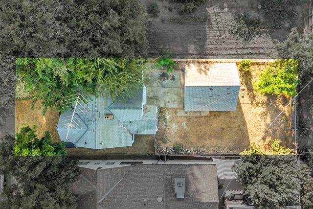 1621 Dreher St, Sacramento, CA 95811