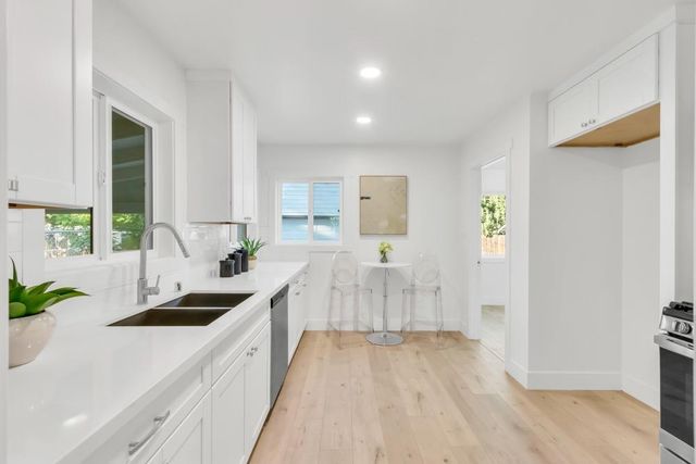 1621 Dreher St, Sacramento, CA 95811