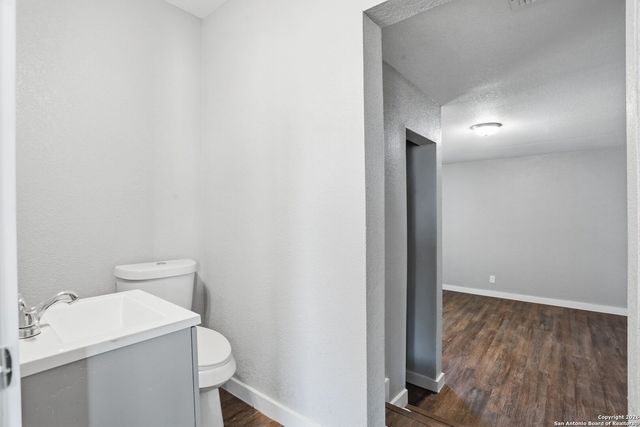 1203 Denver Blvd, San Antonio, TX 78210