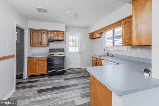 1049 COOPER ST, Deptford, NJ 08096