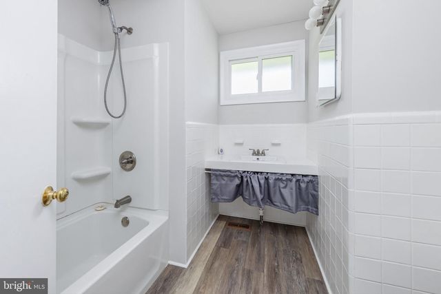 1049 COOPER ST, Deptford, NJ 08096