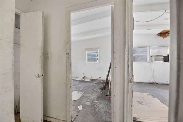 3216 DELRAY DRIVE, Tampa, FL 33619