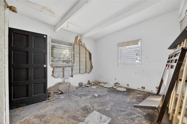 3216 DELRAY DRIVE, Tampa, FL 33619