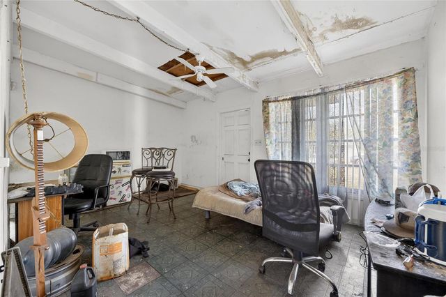 3216 DELRAY DRIVE, Tampa, FL 33619