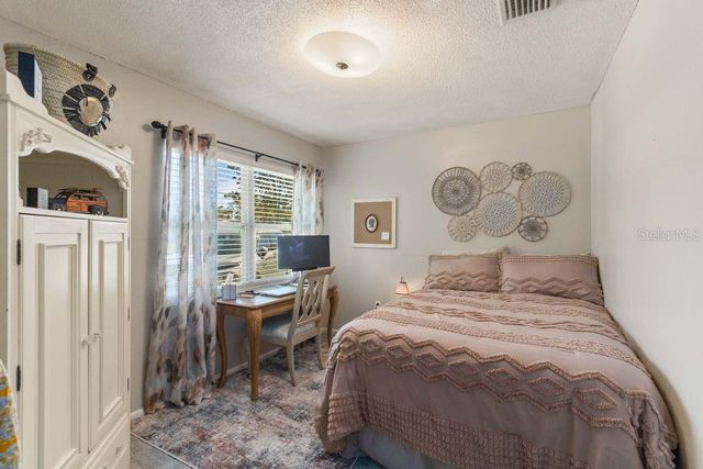 206 MARYLAND AVENUE, St Cloud, FL 34769