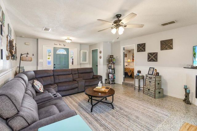 206 MARYLAND AVENUE, St Cloud, FL 34769