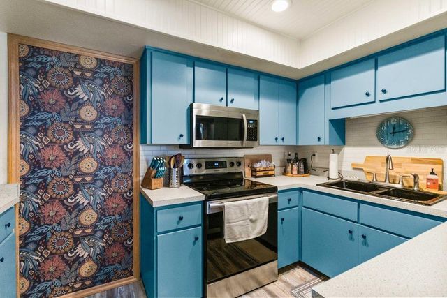 206 MARYLAND AVENUE, St Cloud, FL 34769