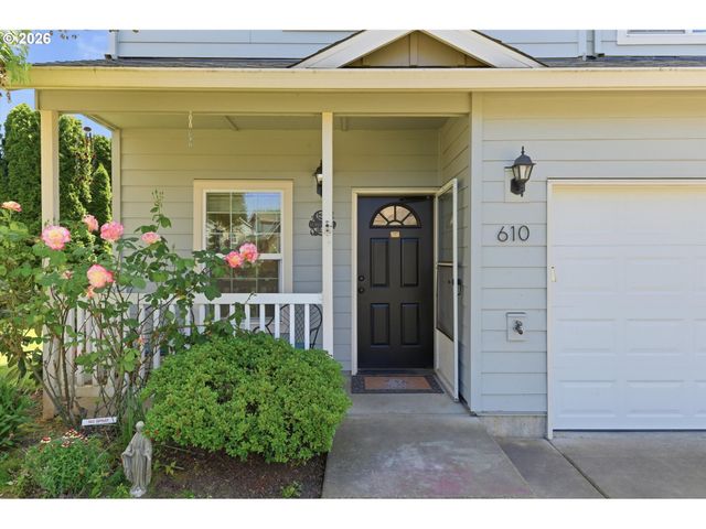 610 E CAMDEN Ln, Newberg, OR 97132