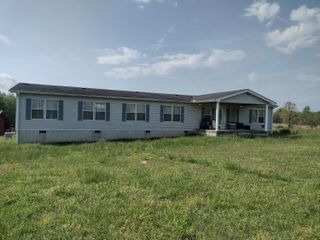 1094 Graysville Road, Graysville, TN 37338