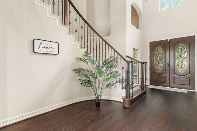 1706 Lake Charlotte Lane, Richmond, TX 77406
