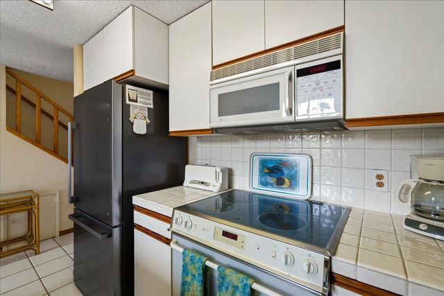 1299 Uluniu Rd Apt G205 205, Kihei, HI 96753