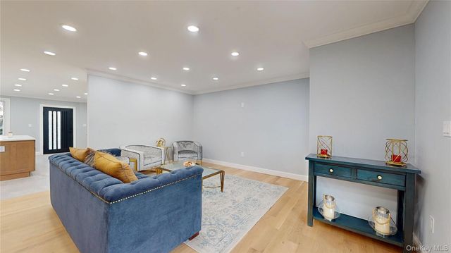 1020 Stewart Avenue, Bethpage, NY 11714