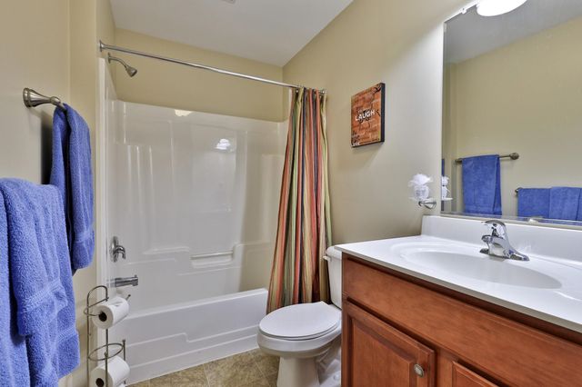 175 Overbrook Drive A, Mendon, VT 05701