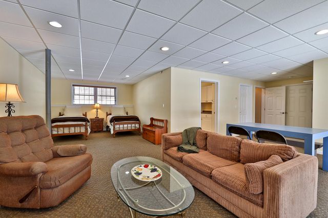 175 Overbrook Drive A, Mendon, VT 05701
