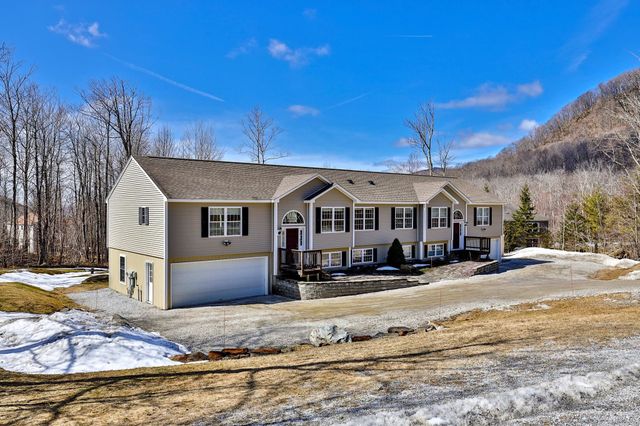 175 Overbrook Drive A, Mendon, VT 05701