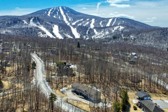 175 Overbrook Drive A, Mendon, VT 05701