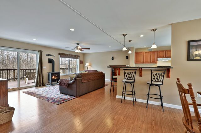 175 Overbrook Drive A, Mendon, VT 05701