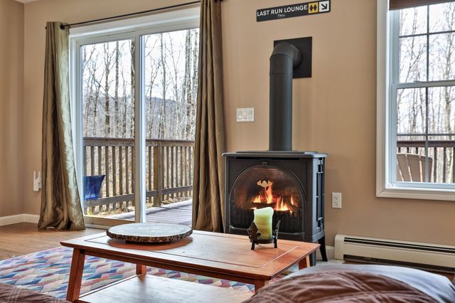 175 Overbrook Drive A, Mendon, VT 05701