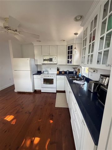 67 Lawrence Court, Tiverton, RI 02878