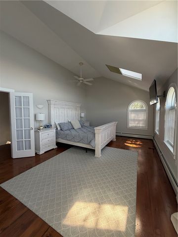 67 Lawrence Court, Tiverton, RI 02878
