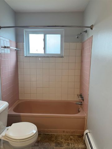 25301 5 Mile rd 109, Redford Charter Township, MI 48239