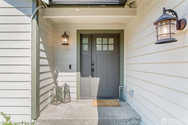 26045 Landsburg Road SE, Ravensdale, WA 98051