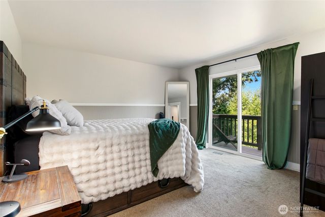 26045 Landsburg Road SE, Ravensdale, WA 98051