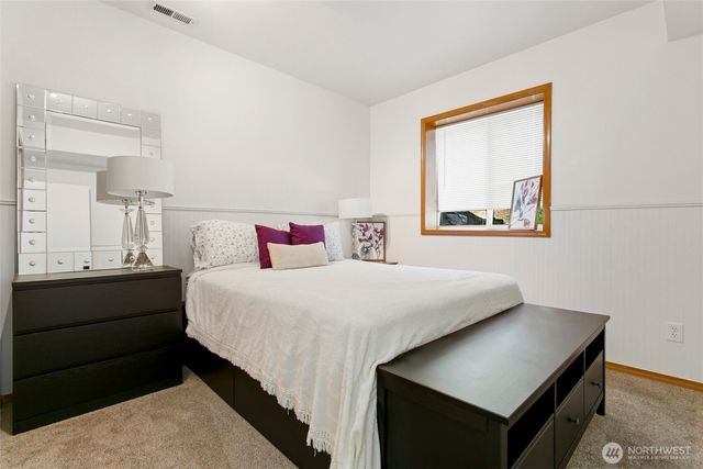 26045 Landsburg Road SE, Ravensdale, WA 98051