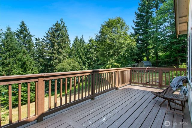 26045 Landsburg Road SE, Ravensdale, WA 98051