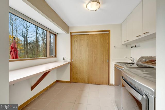 8620 POLK ST, Mclean, VA 22102