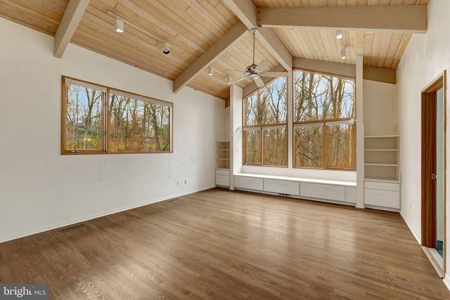 8620 POLK ST, Mclean, VA 22102