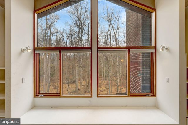 8620 POLK ST, Mclean, VA 22102