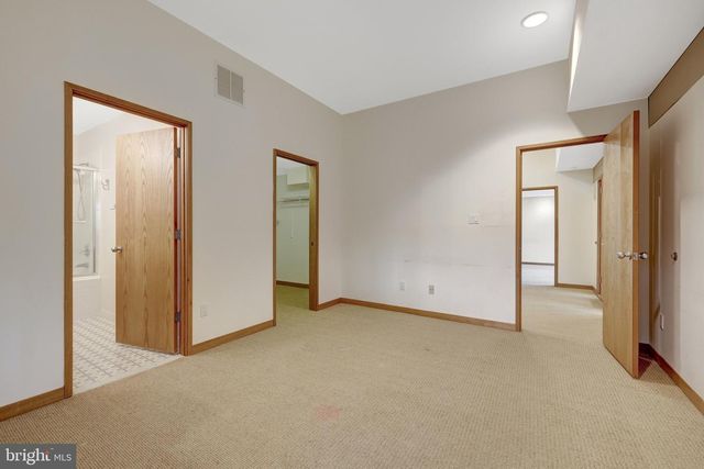 8620 POLK ST, Mclean, VA 22102